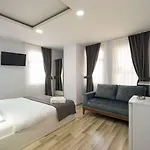 Element Istanbul