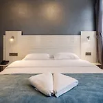 Element Lejlighedshotel 4*