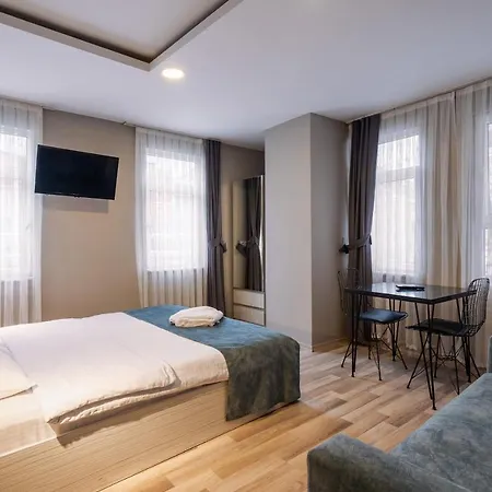 Apartmanhotel Element 4*