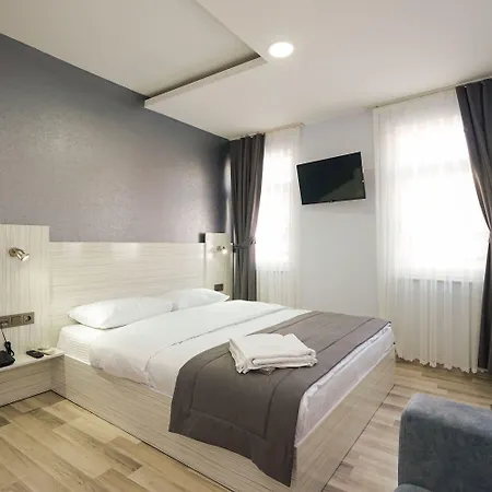 Element Apartmanhotel 4*