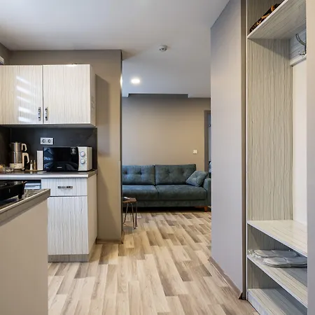 Element Apartmanhotel 4*