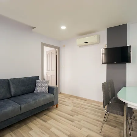 Element Aparthotel 4*