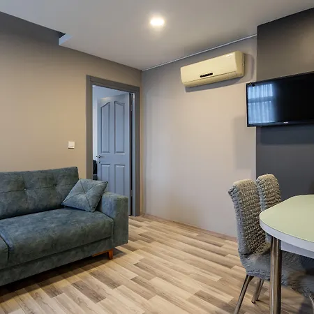 Aparthotel Element 4*