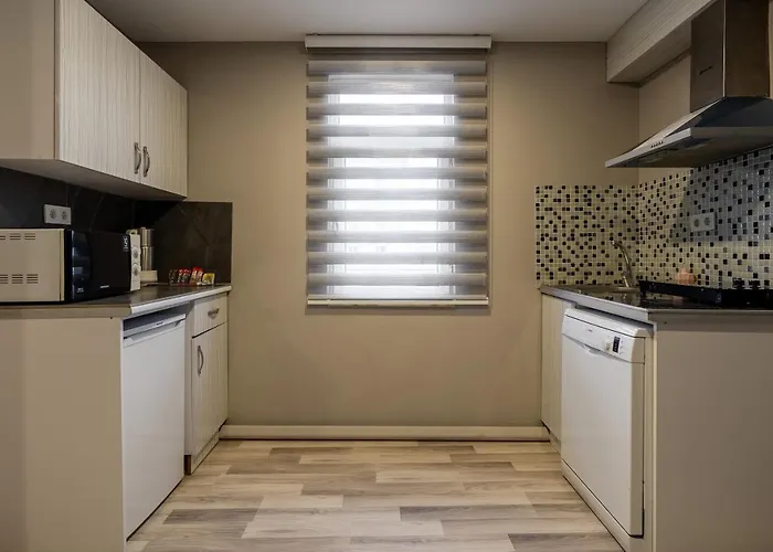 Element Aparthotel 4*