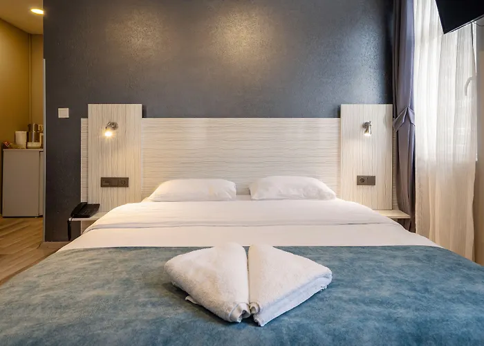 Element Aparthotel 4*